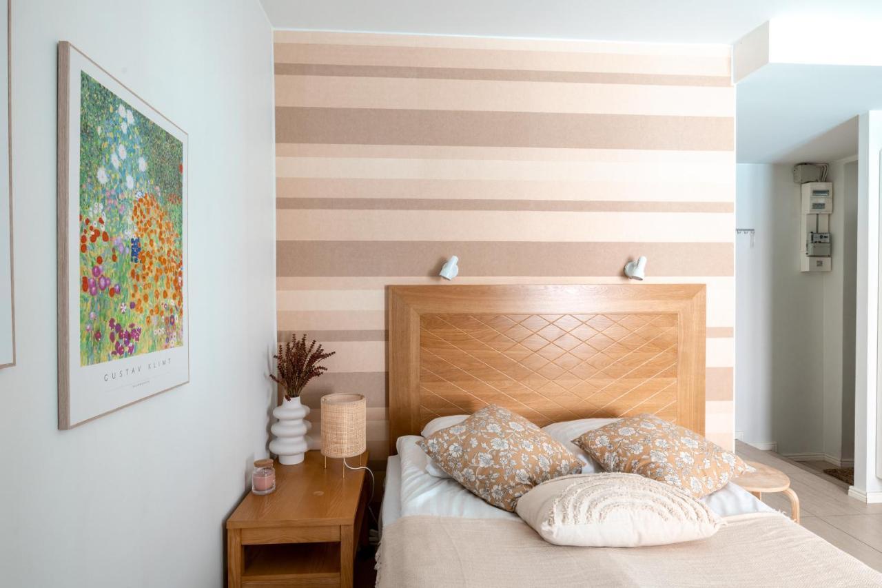 2Ndhomes Compact Studio By The Esplanade Park 헬싱키 외부 사진